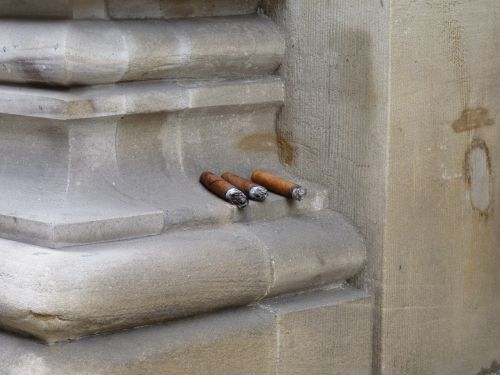 cigars smoking ledge