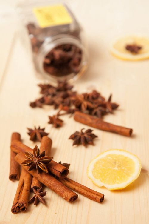 cinnamon lemon anise