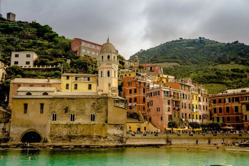 cinque terre italy beach