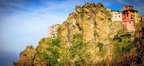 cinque terre italy cliff