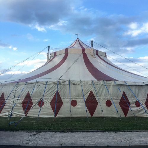 circus rimini marquee