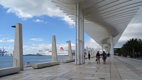 cities malaga port