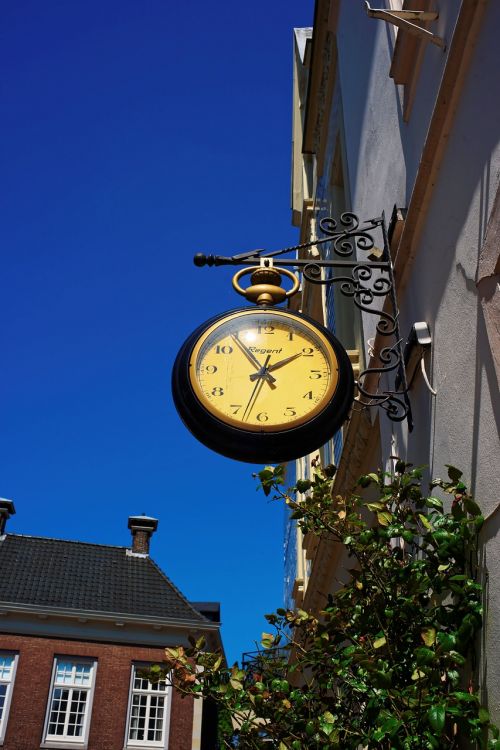 city facade clock