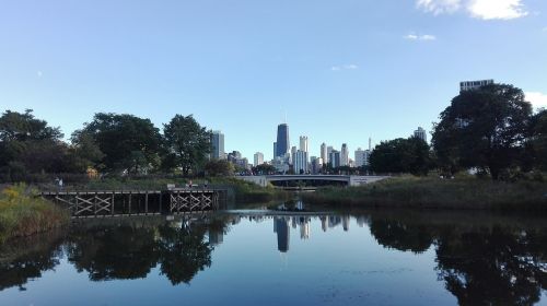 city reflection lake