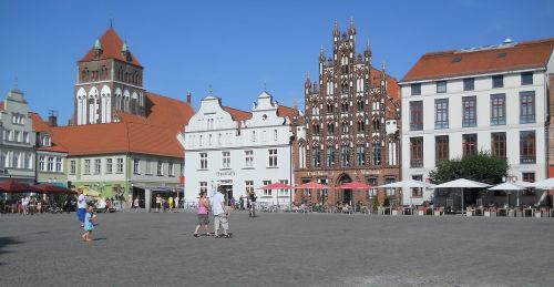greifswald marketplace city