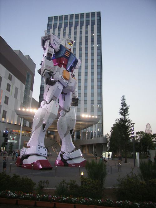 city tokyo sculpture