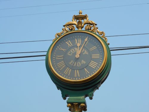 city clock green clock 1904