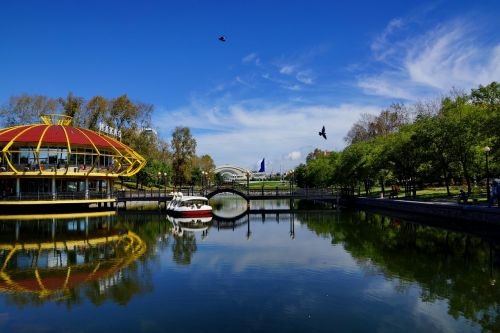 city park ponds reflection