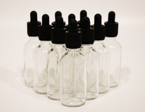 clear glass  dropper  bottles