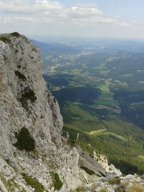 cliff panorama green