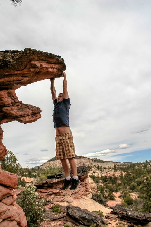 climbing mounts zion