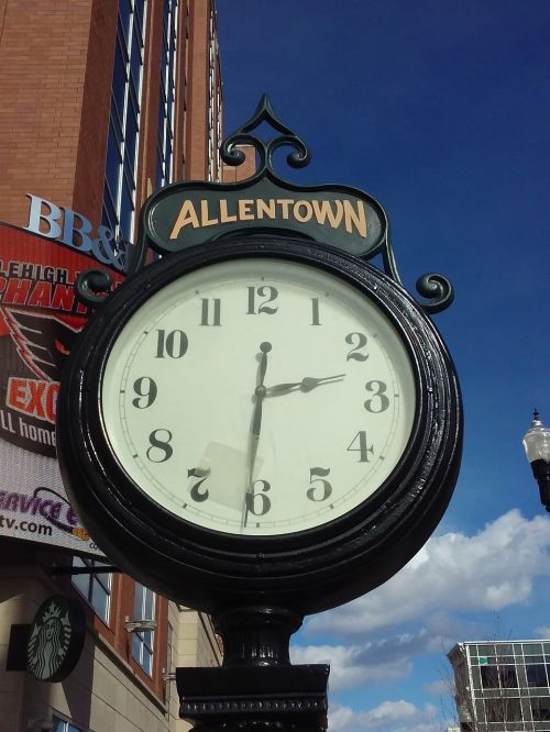 clock allentown center city