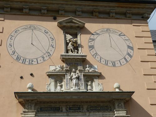 clock time sundial