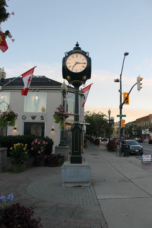 clock old style ontario