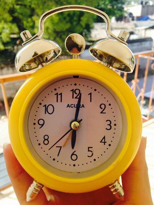clock  timer  wristwatch