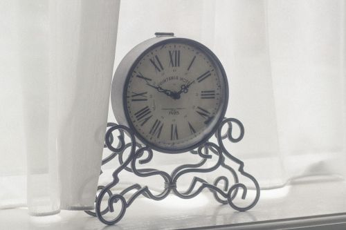 clock time decor