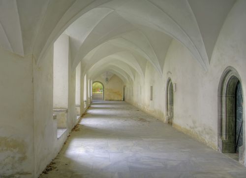 cloister pen church