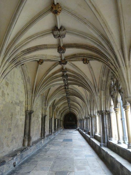 cloister  vault  architecture