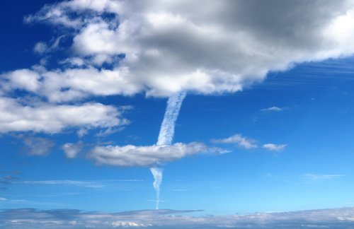 cloud  contrails  chemtrails