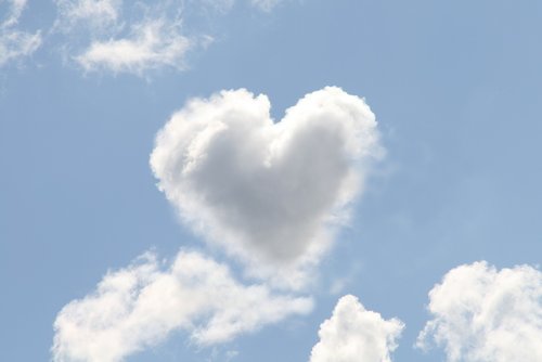 cloud  heart  clouds heart
