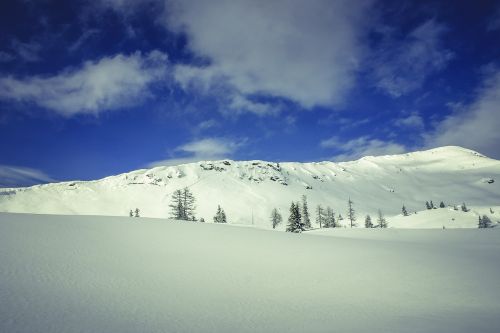 clouds cold mountain