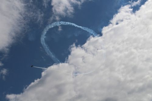 clouds aircraft aerobatics