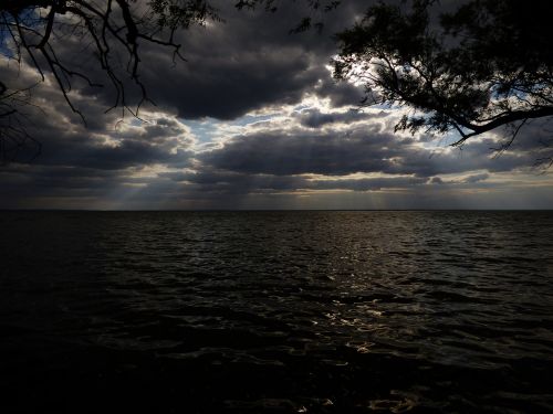 clouds sea rays