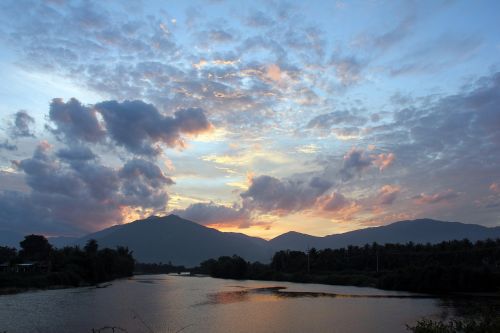 clouds sunset sea