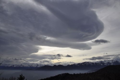 clouds mountain wind