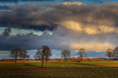 clouds  abendstimmung  barbed wire