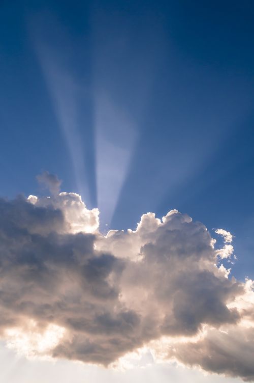 clouds rays hope