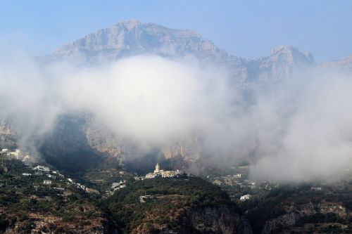 coast mountain sky