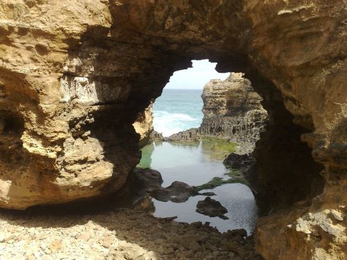 coast hole arch