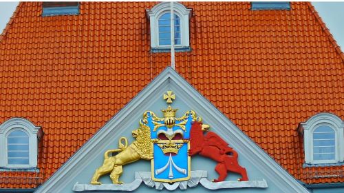 coat of arms home building