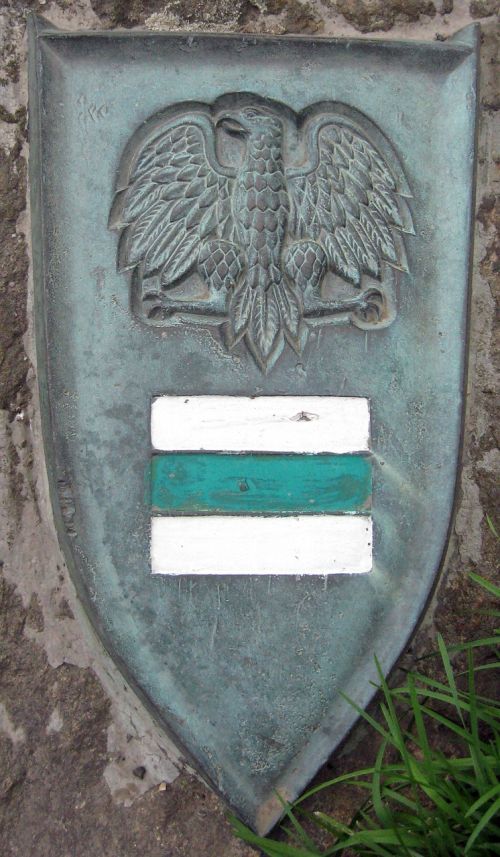 coat of arms eagle trail