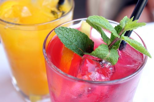 cocktail fruit drink mint