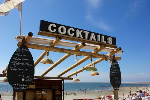 cocktail beach holiday