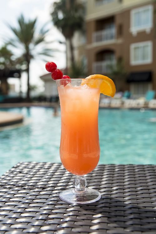 cocktail drink pool