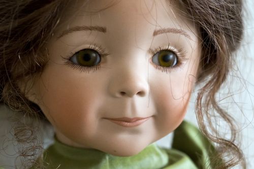 collector's doll detail face