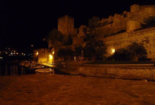 collioure france night