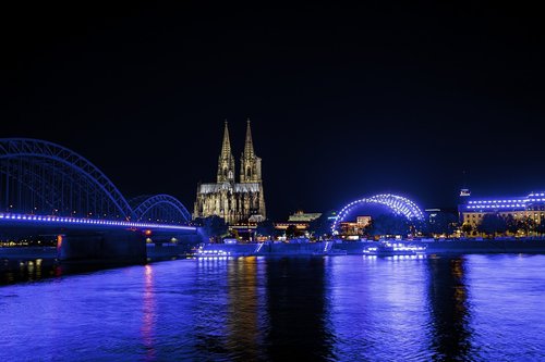 cologne  night  light it up