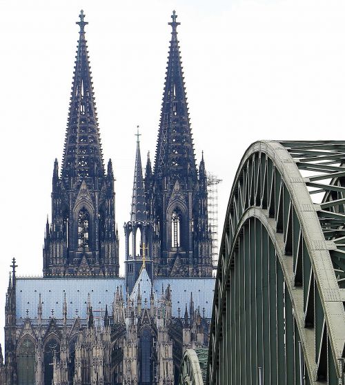 cologne cathedral hohenzollern bridge arches