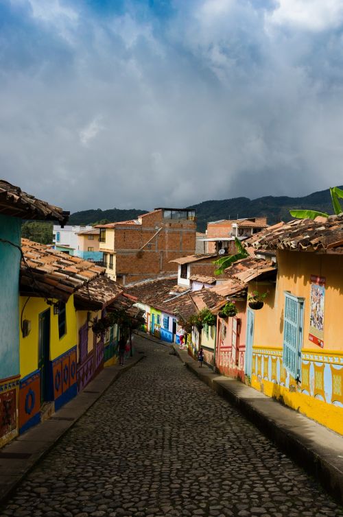 colombia guatape tourism
