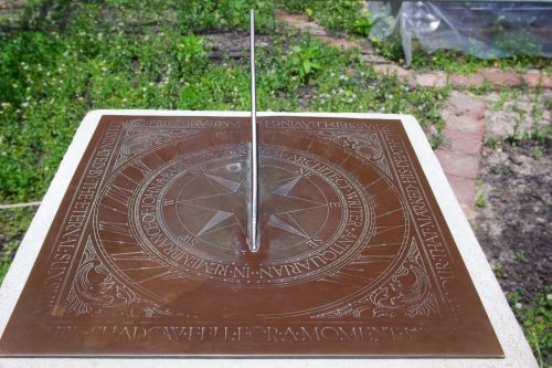 Colonial Sundial Noon