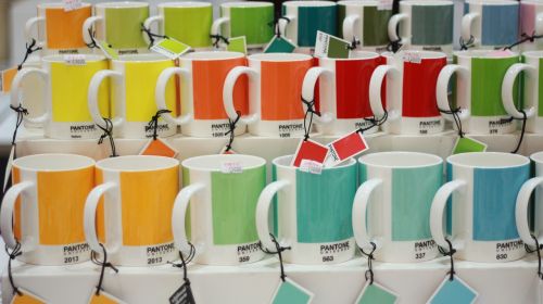 color mug pantone