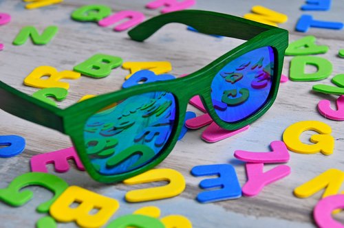 color  letters  specs