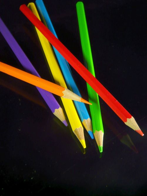 colored pencils pens colour pencils