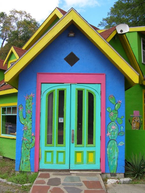building colorful entry