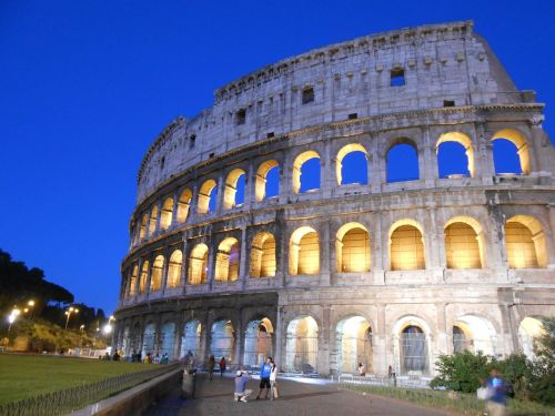 colosseum rome night view