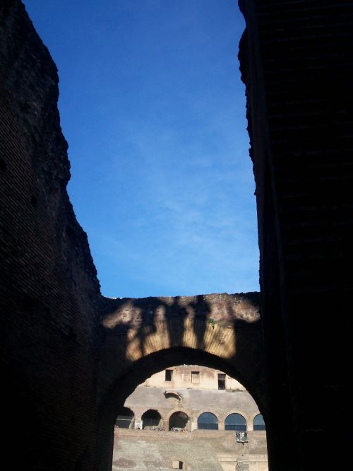 colosseum rome city